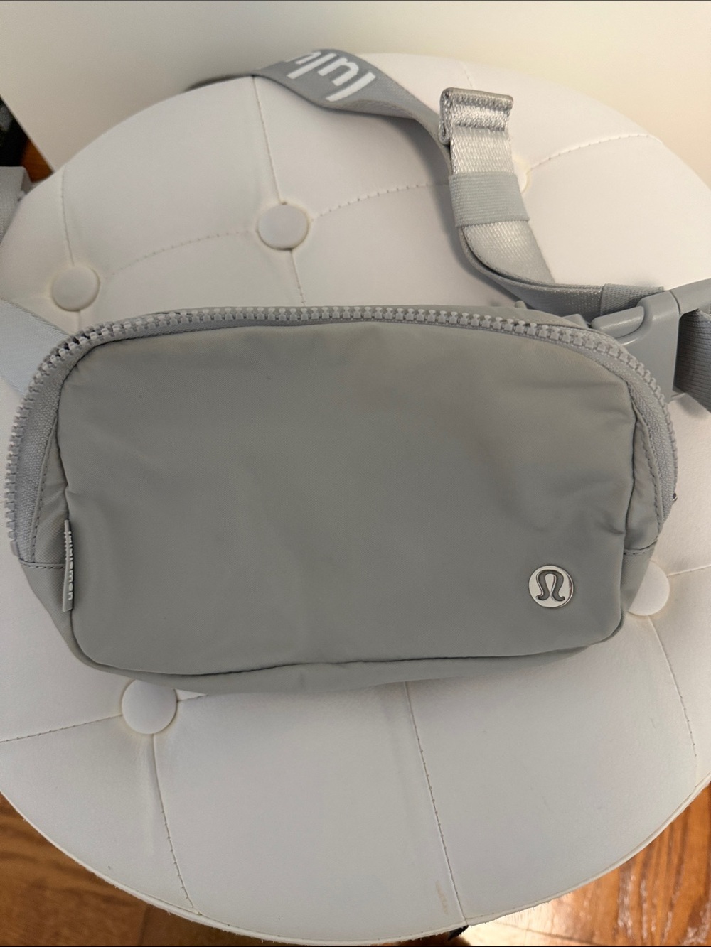 lululemon athletica Light Gray Men's Waist Pack